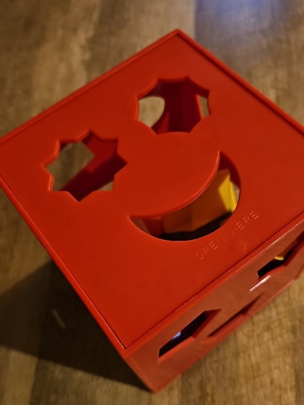 VTG 70s Child Guidance Red Smiley Face Shape Sorter Cube Block Toy